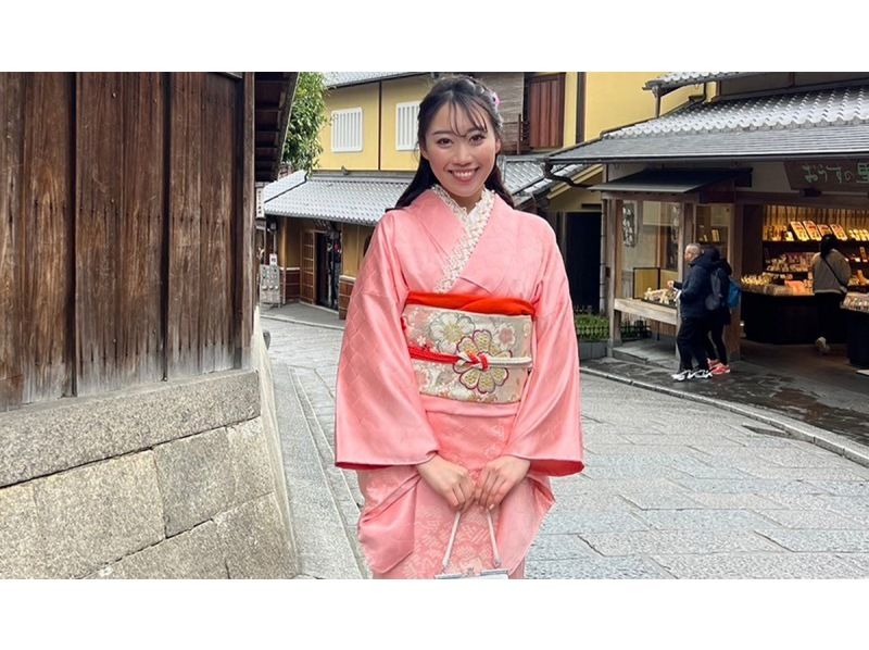 [Kyoto, Kiyomizu-dera Temple] *Former formal kimono rental service - beautiful attire for special occasions * Popular tourist destinations, Kodai-ji Temple and Kiyomizu-dera Temple are also nearby ♪の紹介画像