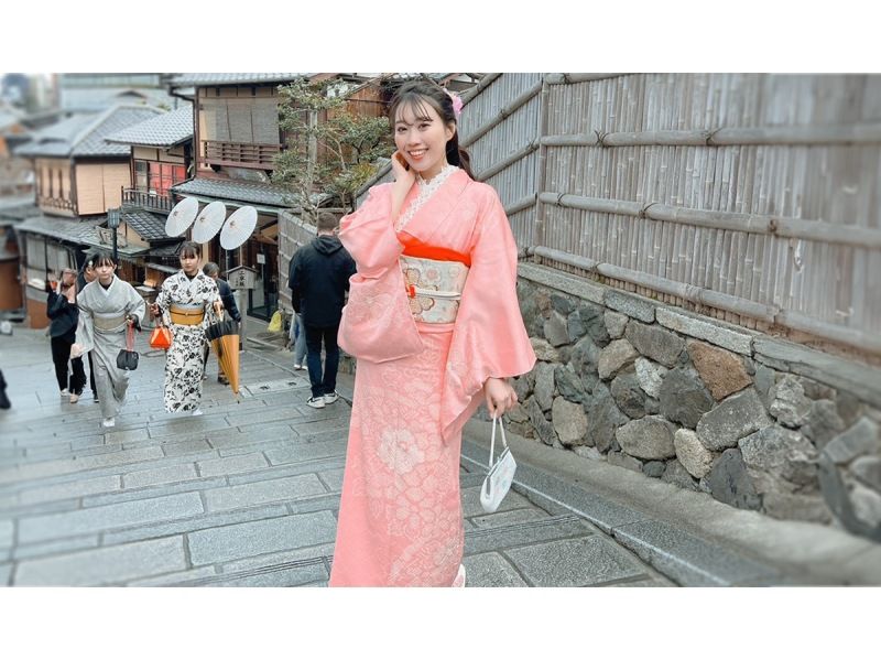 [Kyoto, Kiyomizu-dera Temple] *Former formal kimono rental service - beautiful attire for special occasions * Popular tourist destinations, Kodai-ji Temple and Kiyomizu-dera Temple are also nearby ♪の紹介画像