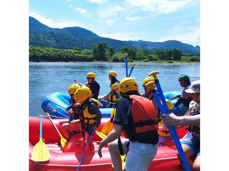[Hokkaido, Furano] Furano Family Rafting Tour Enjoy with the whole family! Safe rafting in Furanoの紹介画像