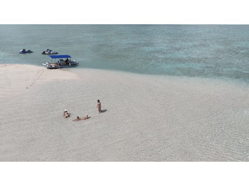 [Miyakojima - Yuni Beach Tour] Jet ski landing tour to Yuni Beach, known as the phantom island! No license required!の紹介画像