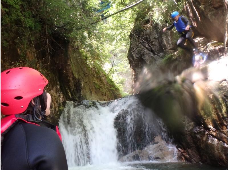 [Gunma, Minakami] Fox Course ☆ Canyoning! Only for junior high school students and aboveの紹介画像