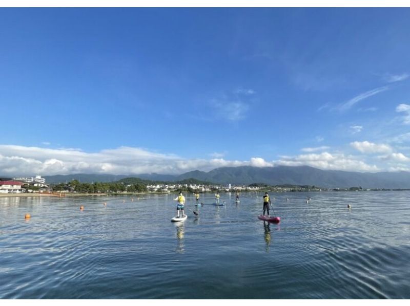 【滋賀・まの浜】 びわ湖早朝SUPアドベンチャー：湖上から眺める絶景体験の紹介画像