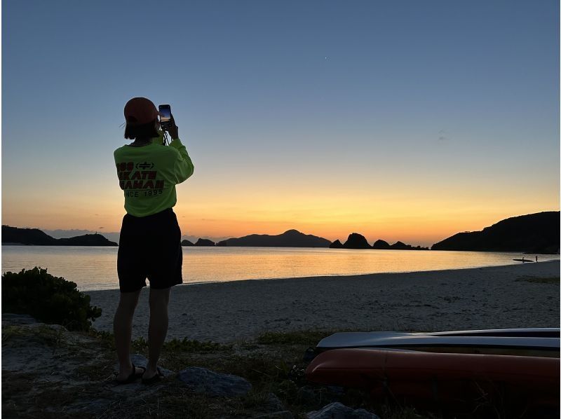 [Okinawa, Zamami Island] Exclusive to Zamami Stays! Sunset SUP tour! ✴︎Photo shoot included✴︎Enjoy the sunset at the end of the day...の紹介画像