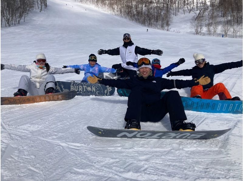 [Niseko 5H Lesson] It's okay even if it's your first time! Create wonderful memories with a completely private lesson perfect for your first snowboarding experience!の紹介画像