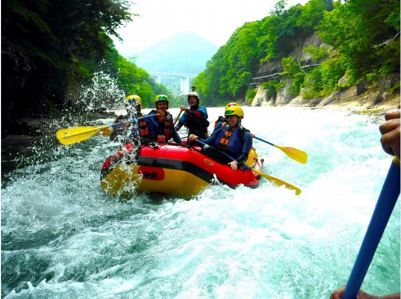 [Gunma, Minakami, Tone River] Half-day rafting tour (Photos, GoPro video, Hot spring ticket include)