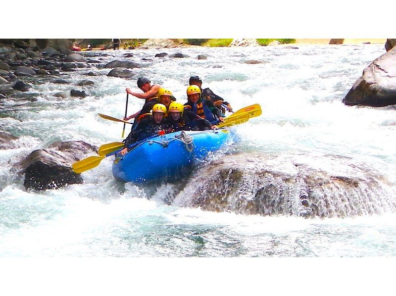 [Gunma, Minakami, Tone River] Half-day rafting tour (Photos, GoPro video, Hot spring ticket include)