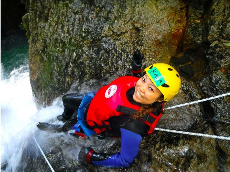 SALE!! [Gunma, Minakami] <The most popular course! Fox> Hot spring ticket included! Canyoning half-day tour (free tour photo)の紹介画像