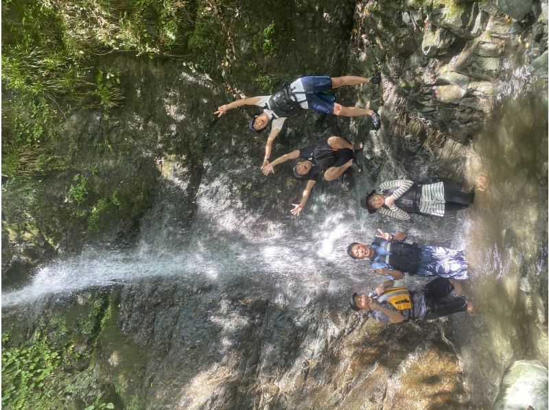 銷售！ 【足柄/丹澤湖】超熱門7.8人團體套餐⭐︎大優惠！私人旅遊！去大山深處的大自然吧！免費照片和影片⭐︎の紹介画像