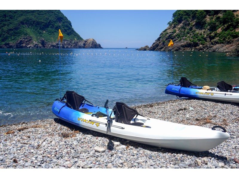 [Wakasa/Tsunegami Peninsula] Blue Cave Kayaking Tour "The only Blue Cave Kayaking experience in Fukui!"の紹介画像