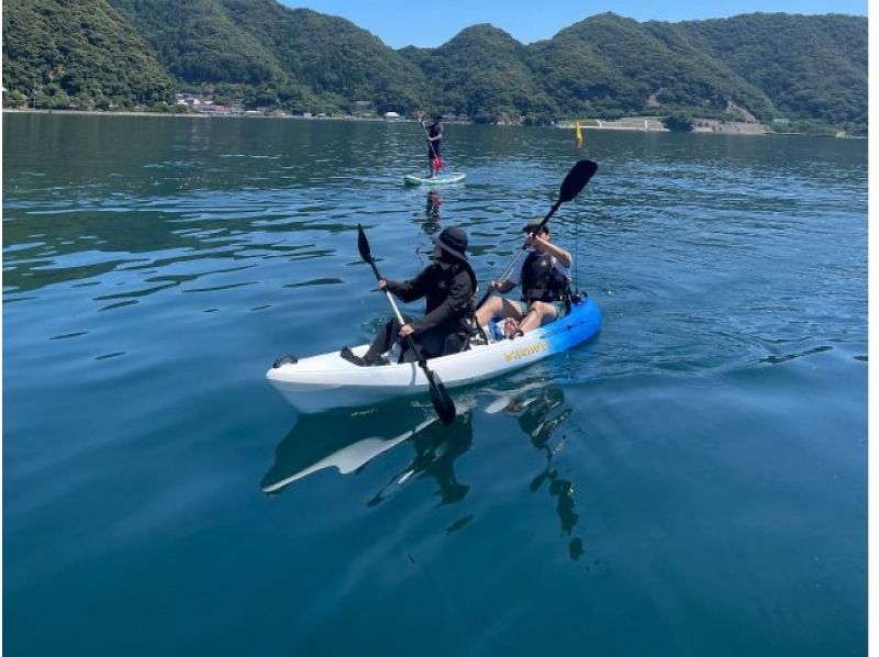 [Summer vacation only] [Wakasa / Tsunegami] 1-day adventure tour (Blue Cave Kayaking & Fishing Experience)の紹介画像