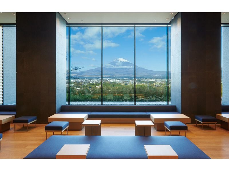 SALE! [Day trip] Mt. Fuji Course A: Mt. Fuji, Oshino Hakkai, Outlets, Hot Springsの紹介画像