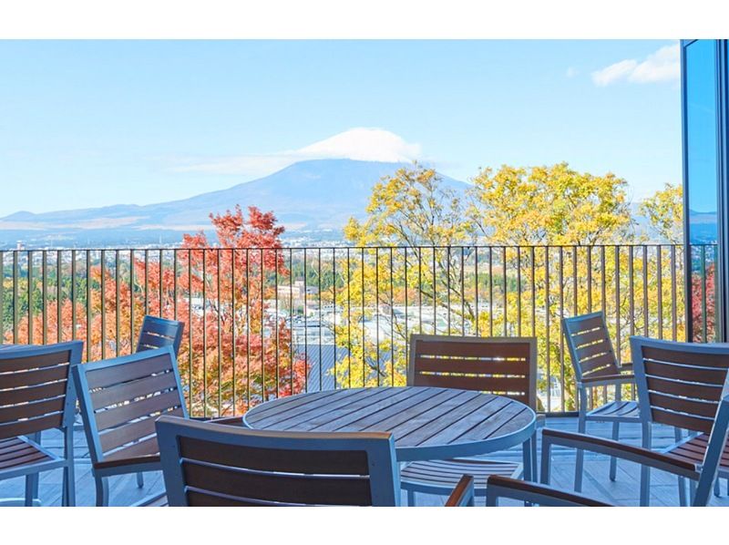 SALE! [Day trip] Mt. Fuji Course A: Mt. Fuji, Oshino Hakkai, Outlets, Hot Springsの紹介画像