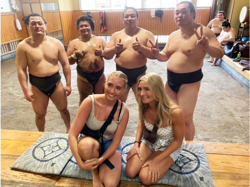 [Tokyo] Experience a tour to see the exciting morning practice of the traditional Japanese sport of sumo with an English guideの紹介画像