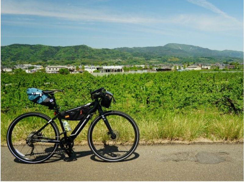 [Fukushima / Fukushima City] Explore Fukushima by renting an e-bike for a day - Electrically assisted e-bikes make it easy to ride up hills!の紹介画像