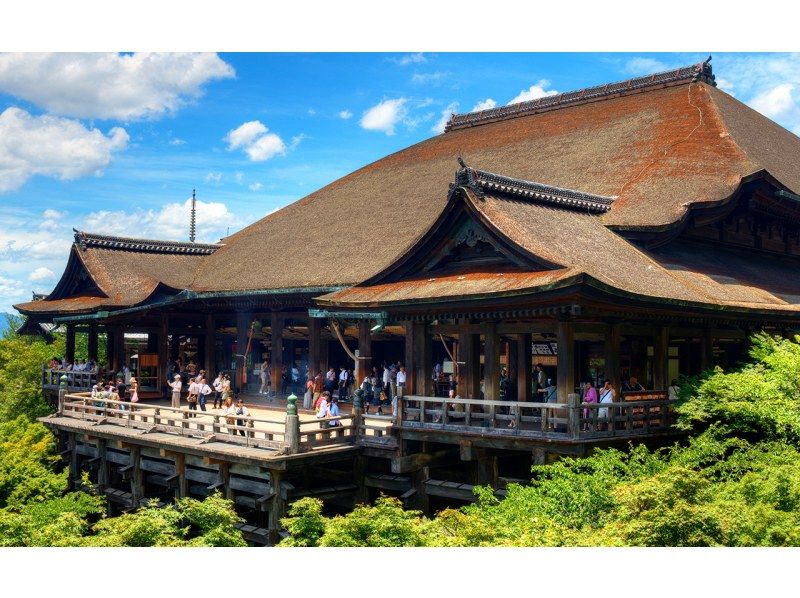 【日帰り】京都・奈良・清水寺・着物体験・八坂神社・伏見稲荷大社・奈良公園・東大寺 日帰りツアー（大阪/京都発）の紹介画像