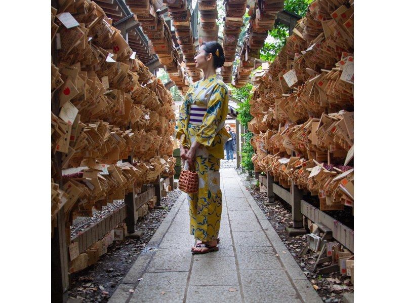 [Koedo Kawagoe] Why not take a stroll around Kawagoe wearing an authentic kimono or yukata from Kimonoya Sara?の紹介画像