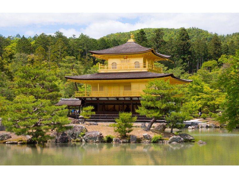 SALE! [Day trip | Pick-up from city hotels] Ancient Kyoto Japanese-style tour Kinkaku-ji Temple - Kiyomizu-dera Temple - Fushimi Inari Taisha Shrineの紹介画像