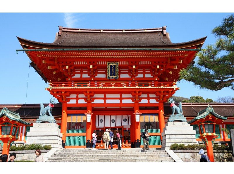 SALE！【日帰り|市内ホテルからの送迎です】古色蒼然たる京都和風ツアー金閣寺～清水寺～伏見稲荷大社の紹介画像