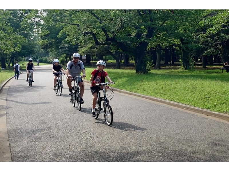 【東京・23区】お客様のホテルスタート、3時間のプライベートEバイクツアーの紹介画像