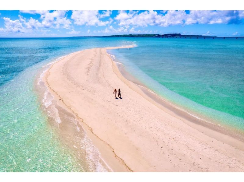 [Okinawa, Miyakojima] Boat tour to [Yuni Beach] [Phantom Sand Beach] (free drone, GoPro, insta360 photography)の紹介画像