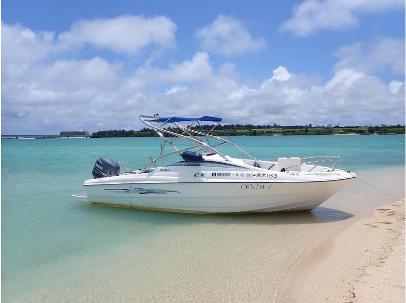 [Okinawa, Miyakojima] Boat tour to [Yuni Beach] [Phantom Sand Beach] (free drone, GoPro, insta360 photography)の紹介画像