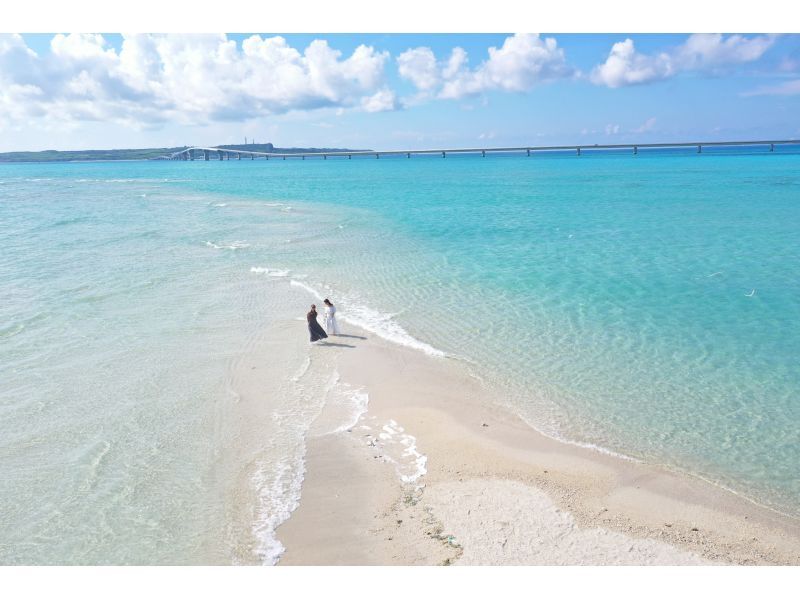 【沖縄・宮古島】ボートで行く【ユニの浜】10分程度のクルージングを楽しみながらの上陸ツアー(ドローン撮影無料)マリーナ発着で乗り降り楽々！の紹介画像