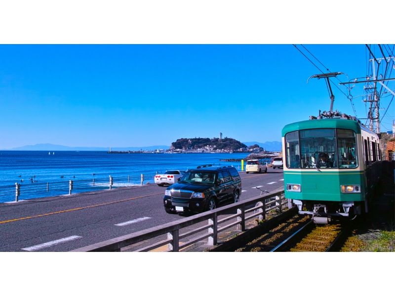 [13-person team, pick-up from city hotels] Departing from Tokyo! Kamakura Buddha, Tsurugaoka Hachimangu Shrine, Enoshima Day Tourの紹介画像