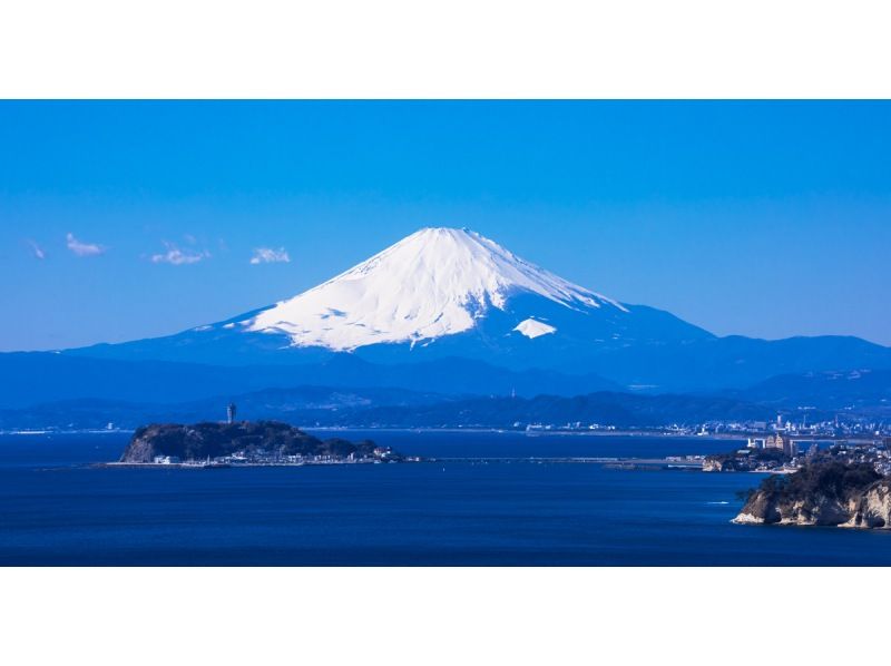 SALE! [Team of 13 people, pick-up from city hotels] Departing from Tokyo! Kamakura Buddha, Tsurugaoka Hachimangu Shrine, Enoshima Day Tourの紹介画像