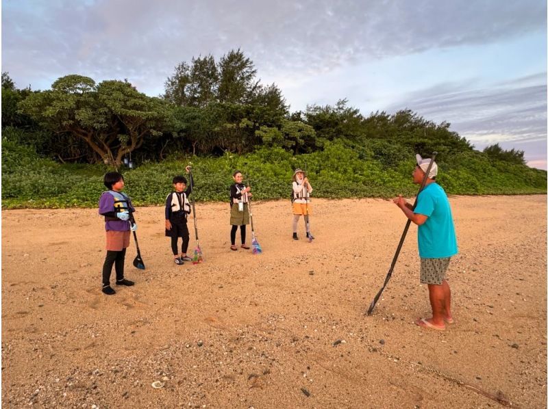 【石垣島マングローブSUP】吹通川のトンネルを探検｜木漏れ日・自然の音・生き物との出会い｜写真動画無料の紹介画像