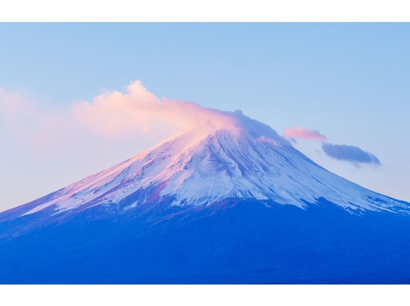 SALE！【13人のチームです/市内ホテルからの送迎です】富士山Aコース：富士山・忍野八海・アウトレット・温泉の紹介画像