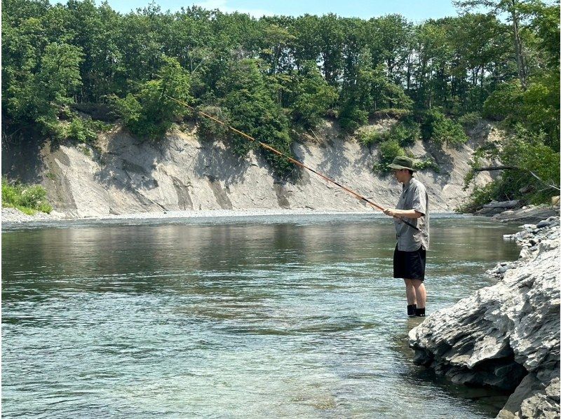 [Hokkaido / Taiki Town, Nubinai River] {Fishing & Rafting!} Enjoy the clear waters of the majestic Hidaka Mountains {empty-handed}の紹介画像