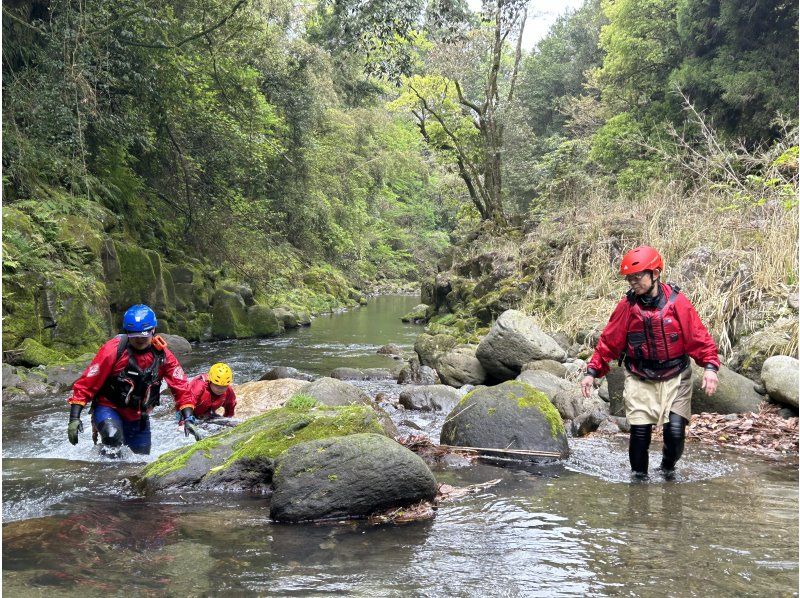 [Kumamoto Prefecture, Misato Town] Samatan Valley Splash Trekking with Hot Spring Bathing and Souvenirs!の紹介画像