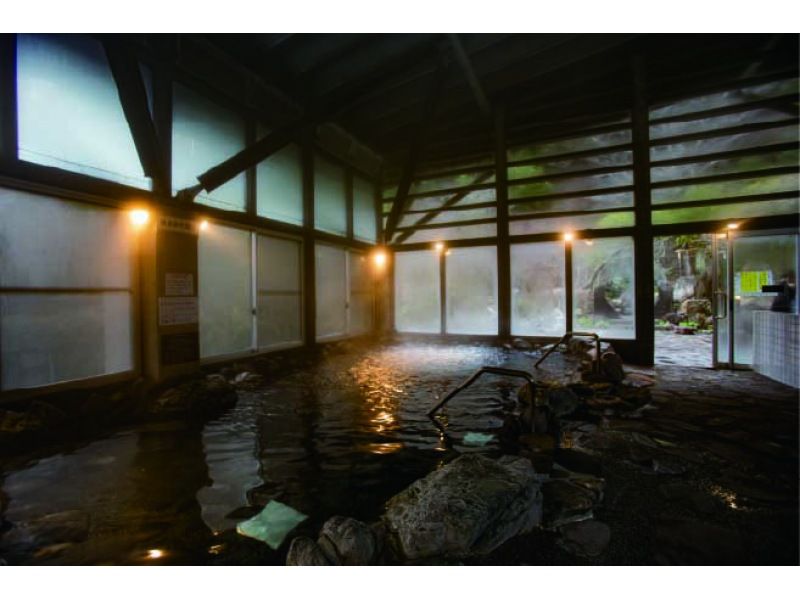 [Kumamoto Prefecture, Misato Town] Samatan Valley Splash Trekking with Hot Spring Bathing and Souvenirs!の紹介画像