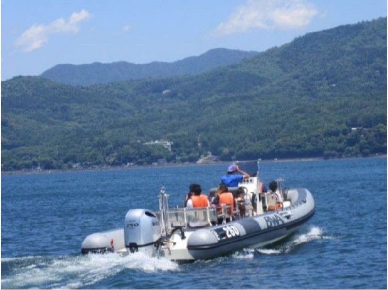[Yamanashi, Lake Yamanaka] Very satisfying! Boat trip planの紹介画像