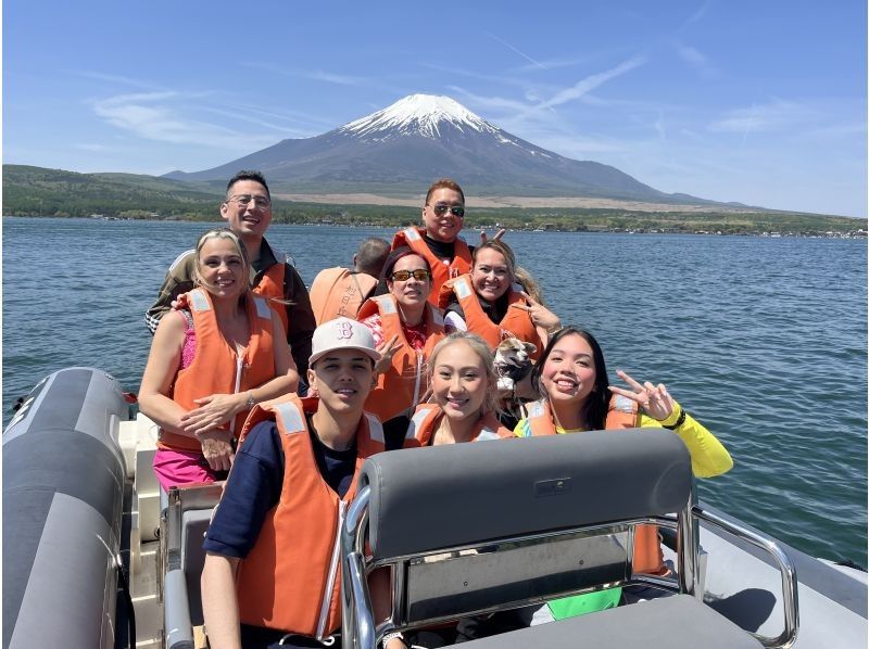 [Yamanashi, Lake Yamanaka] Very satisfying! Boat trip planの紹介画像