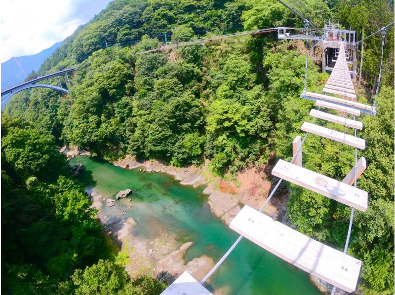 [Saitama, Chichibu] Adrenaline-pumping! Canyon walk and fly 