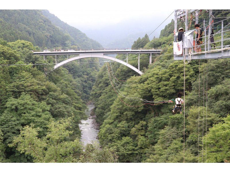 【埼玉・秩父】日本初の渓谷特大ブランコ！！ キャニオンスイングの紹介画像