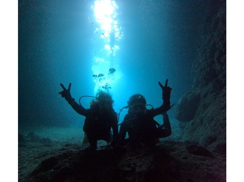 【学割・卒業旅行❗️青の洞窟・貸切シュノーケリングツアー！GoPro無料レンタル付き！の紹介画像