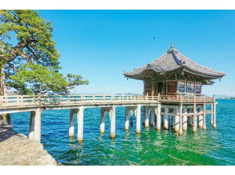 Biwako Valley & Shirahige Shrine Day Tourの紹介画像