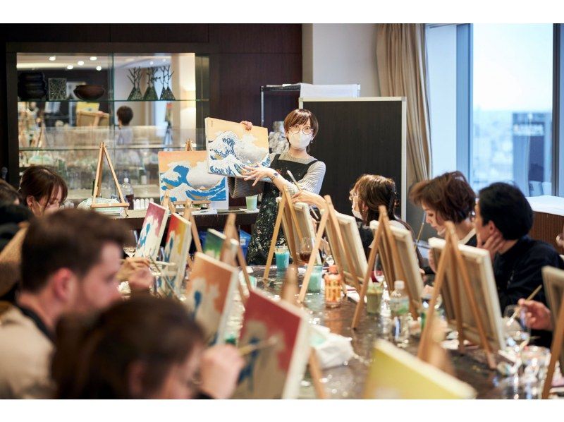 [Tokyo, Nihonbashi] A foolproof art experience - "Wine pairing" with paintings and "Empty-handed luxury" Beginners, singles and children welcome!の紹介画像