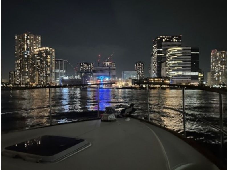 [Tokyo Daiba] 60-minute private cruise plan ☆彡A, departing/arriving at Gururi Parkの紹介画像