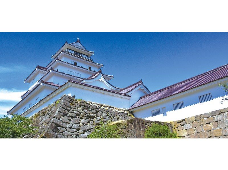 [Fukushima Aizu] For 2 people! 1 day trip to Aizu Tsuruga Castle and local train Tadami Line