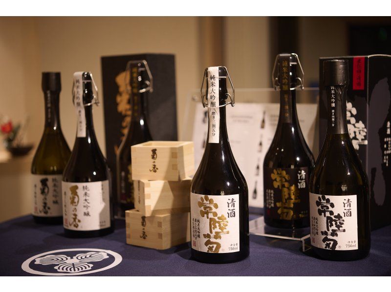 【東京・銀座】蔵元直営店での日本酒体験　利き酒＆本格鏡開き＆樽酒最大30分飲み放題付　日本酒初心者・女性・ご夫婦・お友達同士でのご参加歓迎！の紹介画像