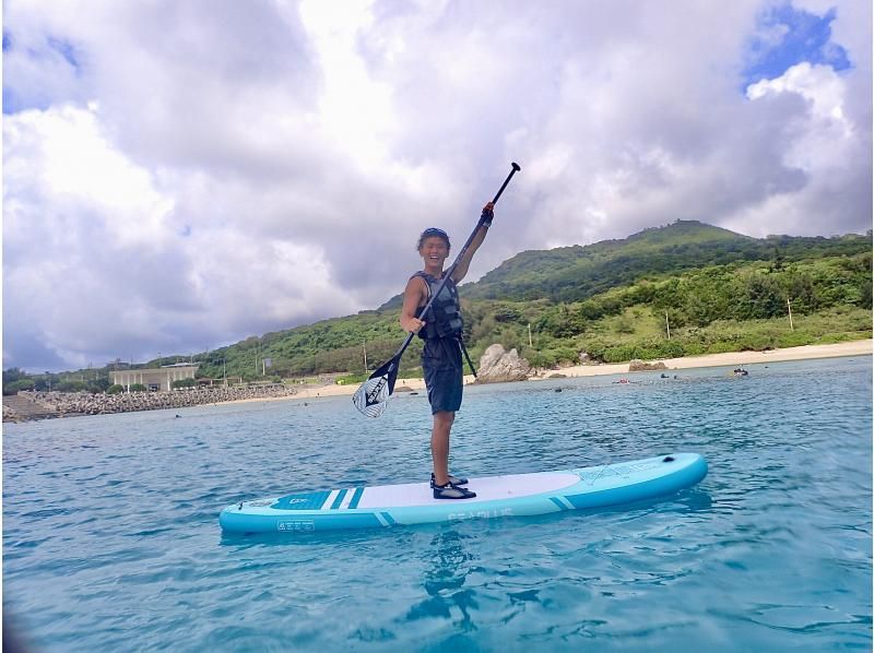 スタッフ貸切プラン★沖縄SUP体験【美ら海近く】【写真撮影付】＠ゴリラチョップ開催　本部・北部・やんばる・今帰仁の紹介画像