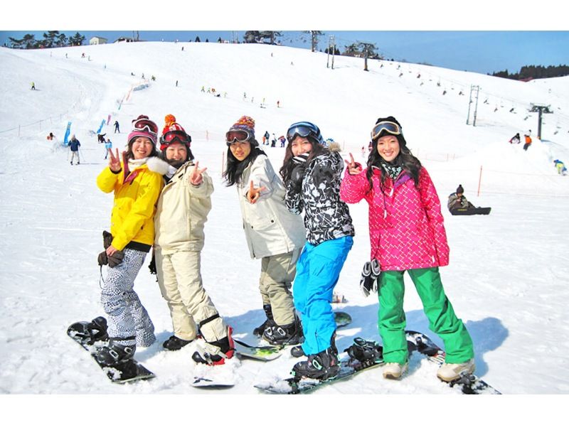 [13-person | Pick-up from city hotels] Hakodateyama Ski Resort Day Trip (Shiga / Osaka departure)