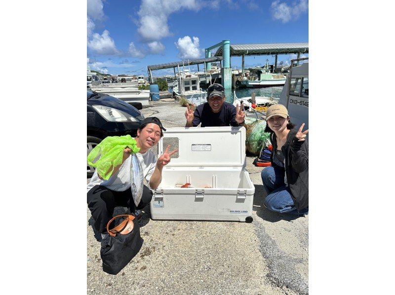 「促銷！」[宮古島] 家庭輕鬆釣魚！釣魚無需任何準備！對於初學者和女性來說都是安全的！伊良部島薩拉濱港每天 3 班出發の紹介画像