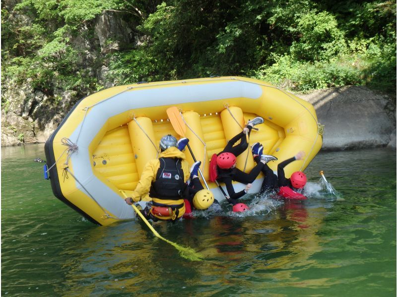 [Gunma, Minakami] Student discount rafting only available in September! No limit for students aged 18 and over♪の紹介画像