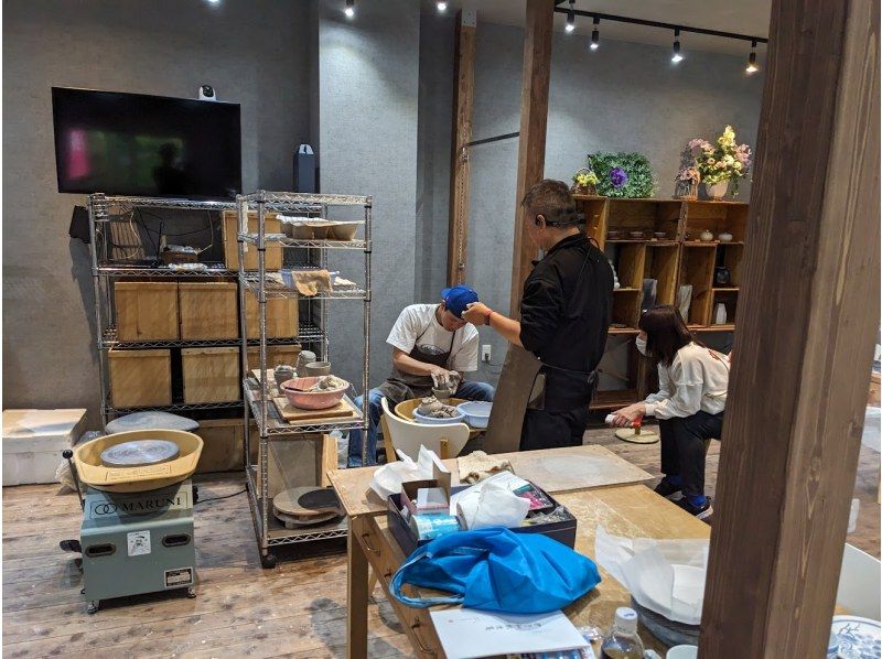 [Osaka, Kaizuka] \ Electric potter's wheel experience / Sightseeing at the same time! Create your own original handmade work at the pottery experience spot in Mizuma-dera Temple [Great for couples and families]の紹介画像