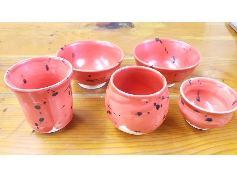 [Mie Suzuka] Pottery practice and wheel-throwing 45-minute to Make one piece with the instructor!