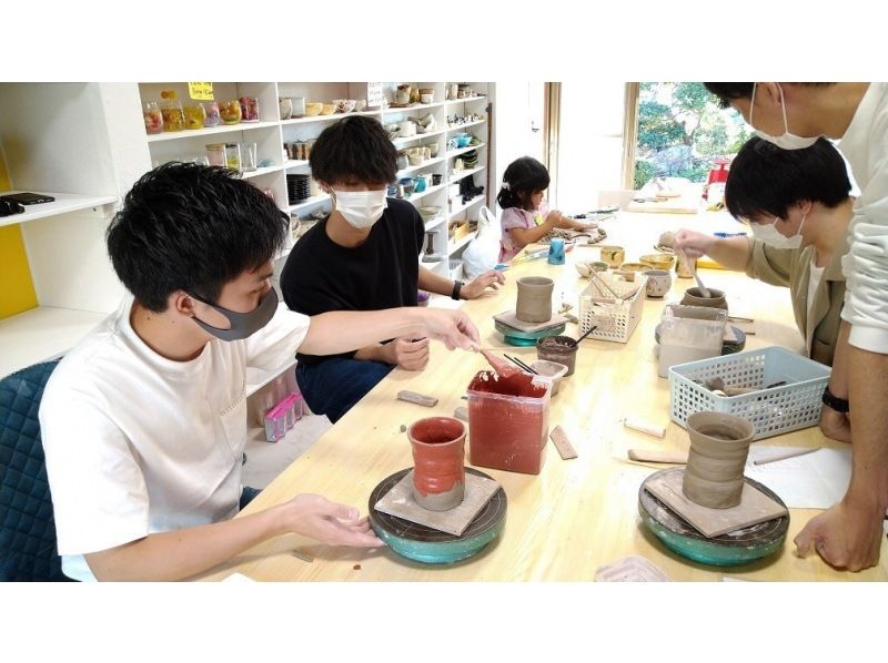 [Mie Suzuka] Pottery practice and wheel-throwing 45-minute to Make one piece with the instructor!